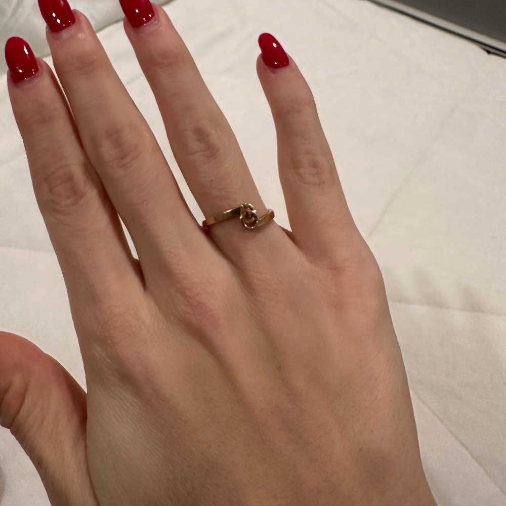 Gucci Rose gold ring